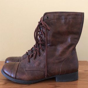 [SOLD] Brown Combat Boots